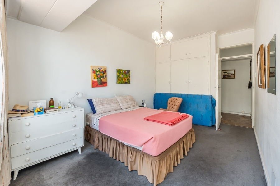 3 Bedroom Property for Sale in Sea Point Western Cape